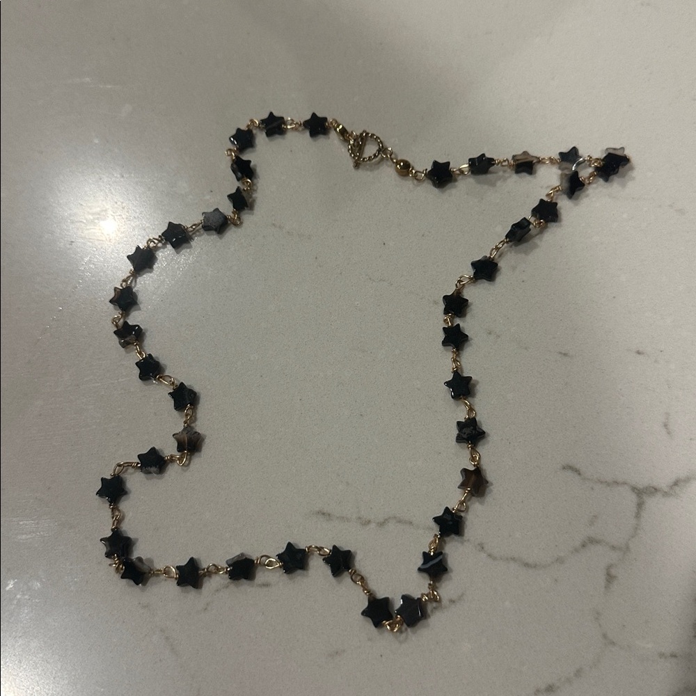 Elegant Black Star Necklace
